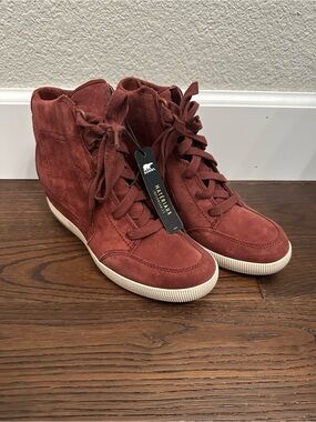Sorel Women's Suede Wedge Sneakers - Rust